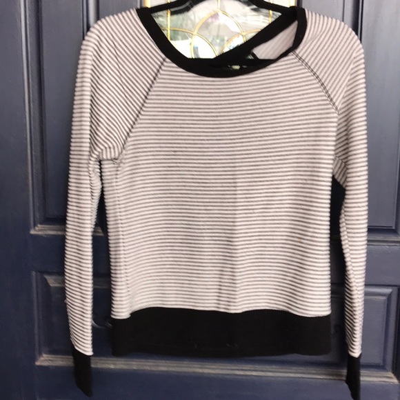 Striped SplitFiftyNine Sweetheart Cutout + Lightweight Sweatshirt striped so-now - Picture 1 of 6